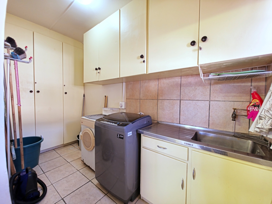 3 Bedroom Property for Sale in Hawston Western Cape